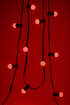 декоративная led лампа ERARL45-E27 "Эра" для гирлянд "Белт-лайт" - пример использования