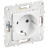 Сканди арктический белый розетка скрытая 1-мест заземление IP20