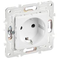 Сканди арктический белый розетка скрытая 1-мест заземление шторки быстрозажим. клем. IP20 б/к