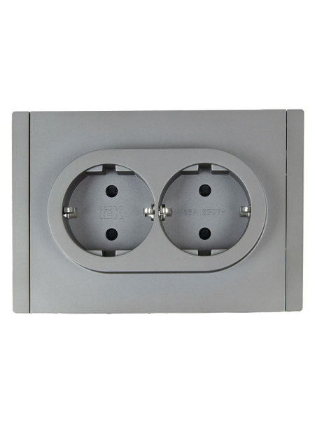 Фортепиано сталь розетка скрытая 2-мест заземление шторки быстрозажим. клем. IP20 