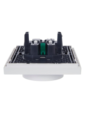 Фортепиано белый розетка скрытая 2-мест заземление шторки IP20 