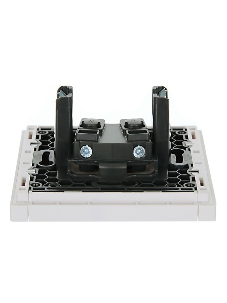 Фортепиано белый розетка скрытая 1-мест шторки IP20 