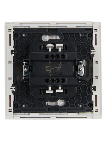 Фортепиано белый переключатель 1кл скрытая 10А  
