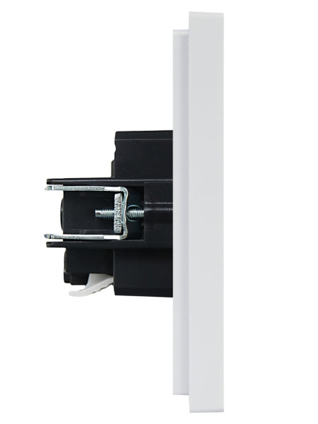 Фортепиано белый розетка скрытая 1-мест заземление быстрозажим. клем. IP20 