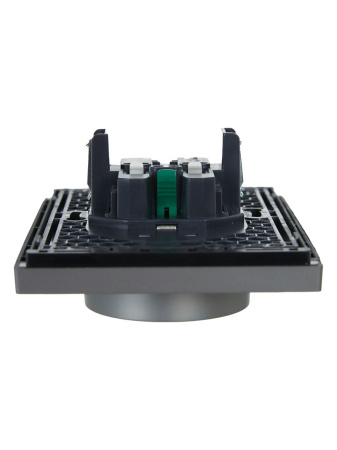 Фортепиано сталь розетка скрытая 2-мест заземление быстрозажим. клем. IP20 